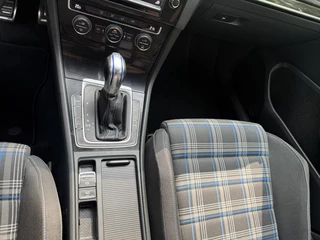Volkswagen Golf Volkswagen Golf 1.4 TSI GTE - afbeelding nr 18