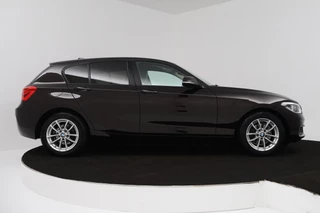 BMW 1 Serie BMW 1-serie 118i High Executive Automaat (GROOT-NAVIGATIE, STOELVERWARMING, LED, LEDER, CAMERA, GOED ONDERHOUDEN) - afbeelding nr 17