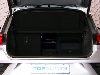 Volkswagen T-Roc Volkswagen T-Roc 1.5 TSI 150PK R-LINE EVO IQ LIGHT ALCANTARA ELEK.KLEP CARPLAY STOEL/STUUR VERW. 18