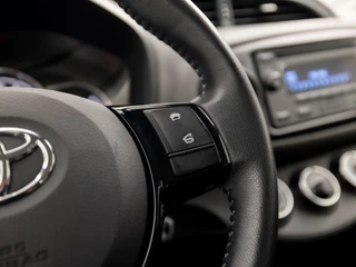 Toyota Yaris Toyota Yaris 1.0 VVT-i Sport (AIRCO, BLUETOOTH, ELEK RAMEN, SPORTSTOELEN, MULTIFUNCTIONEEL STUURWIEL, NIEUWE APK, NIEUWSTAAT) - afbeelding nr 19