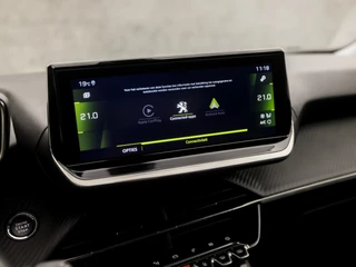 Peugeot 2008 Peugeot 2008 1.2 PureTech Sport (VIRTUAL COCKPIT, APPLE CARPLAY, GROOT NAVI, LEDER, 360 CAMERA, SPORTSTOELEN, LED KOPLAMPEN, GETINT GLAS, LANE ASSIST, DAB+, NIEUWSTAAT) - afbeelding nr 26