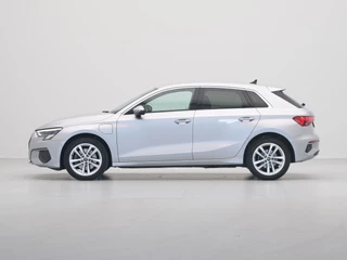 Audi A3 Audi A3 Sportback 40 TFSI e Edition Navigatie Stoelverwarming Side assist Elek. kofferklep Carplay - afbeelding nr 3