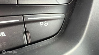 Ford C-MAX Ford C-Max 1.0 Edition Plus|125Pk|Navi|Trekhaak|Boekjes - afbeelding nr 20