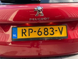 Peugeot 2008 Peugeot 2008 1.2 PureTech Blue Lion|Pano|NL Auto| - afbeelding nr 6