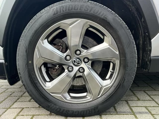 Toyota RAV4 Toyota RAV4 2.5 Hybrid 218PK LED+360+TREKH+KEYLESS+ACC - afbeelding nr 21