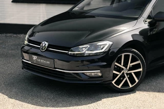 Volkswagen Golf Volkswagen Golf 1.0 TSI Panorama LED Digi NAP - afbeelding nr 4