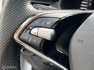 Škoda Kamiq Skoda Kamiq 1.5 TSI ACT Monte Carlo|virtual|ACC|pano|trekhaak - afbeelding nr 30