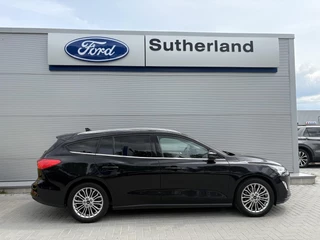 Ford Focus Ford Focus Wagon 1.0 EcoBoost Titanium Wagon | Winter Pack | Adaptive cruise control | Camera | Navigatie | 17 inch | Reservewiel - afbeelding nr 4