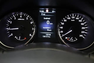 Nissan QASHQAI Nissan QASHQAI 1.2 Acenta - Navi, Cruise, Clima, Stoelverwarming, Trekhaak - afbeelding nr 16
