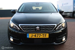 Peugeot 308 Peugeot 308 SW 1.2 PureTech 130 PK Blue Lease Allure, Digitaal dasboard, Pdc voor + achter + Camera, navi, App connect, Cruise, Clima, Lmv - afbeelding nr 9