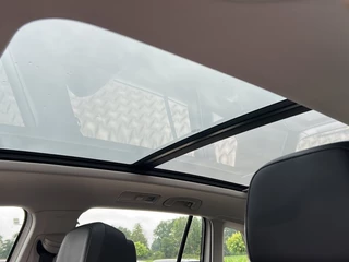 Volkswagen Tiguan Volkswagen Tiguan 1.4 TSI DSG LIFE E-HYBRID PANO-DAK/CAMERA/LEDER/MEMORY/NAVI/ACC/CARPLAY/STOELVERW - afbeelding nr 25