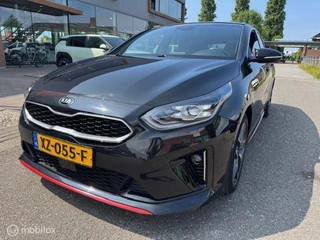 Kia ProCeed Pro Ceed 1.0 Turbo 120pk  GT-Line  Panorama dak, 17 inch velg.  Keyless entry , Voorstoelen & Stuur verwarmd , Navigatie , Achteruit rij Camera  , Apple Carplay / Android Auto , GT Line exterieur  & interieur - afbeelding nr 9