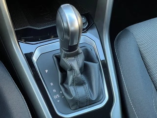 Volkswagen T-Roc Volkswagen T-Roc 1.5 TSI Style Business | Adaptive Cruise Control | Apple CarPlay/Android Auto | Climate Control | Camera - afbeelding nr 18