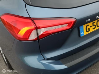 Ford Focus Ford Focus Wagon 125 PK H6 Titanium Navigatie DonkerGlas Trekhaak Chroom Clima Pdc V+A - afbeelding nr 38