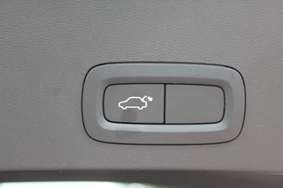 Volvo XC40 Volvo XC40 1.5 T5 Recharge R-Design / Trekhaak / Panoramadak / Camera / Navigatie / 19'' / Leder&Alcantara / Getint glas / DAB / ACC / Stoelverwarming - afbeelding nr 27