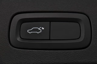Volvo V60 Volvo V60 2.0 D4 MomentPro | Leder | Trekhaak |  Stoelverwarming | Adaptive cruise | Carplay | Navigatie | DAB | Camera | Full LED | Climate control - afbeelding nr 11
