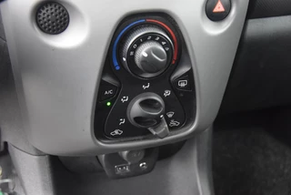 Peugeot 108 Peugeot 108 1.0e-VTi Active Premium Airco/Mistlampen/Bluetooth - afbeelding nr 15