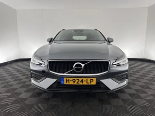 Volvo V60 Volvo V60 2.0 T4 Aut. *FULL-LED | DIGI-COCKPIT | NAVI-FULLMAP | ECC | CRUISE | COMFORT-SEATS | LANE-ASSIST | CARPLAY | 18