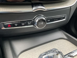 Volvo XC60 Volvo XC60 2.0 T6 PHEV AWD Inscription Pano Harman/Kardon Elek.Trekhaak Leder VOL! - afbeelding nr 45