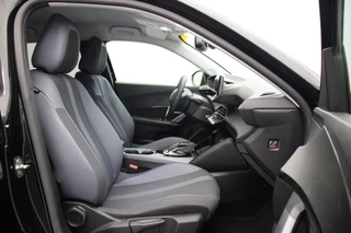 Peugeot e-2008 Peugeot e-2008 EV Allure 50 kWh - Digital Cockpit, Carpla, SOH 88% - afbeelding nr 19