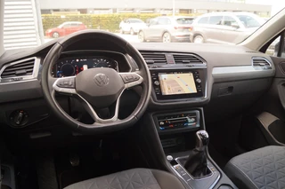 Volkswagen Tiguan Volkswagen Tiguan 1.5 TSI Life Business -LED-ECC-ECC-PDC- - afbeelding nr 8