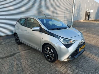 Toyota Aygo Toyota Aygo 1.0 VVT-i x-play Automaat, airco,achteruitrijcamera,Apple Carplay/dab, - afbeelding nr 3