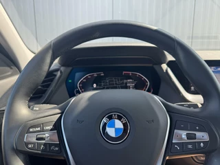 BMW 1 Serie BMW 1-serie 118i Executive Edition Sport Line|Navi|NL-Auto - afbeelding nr 10
