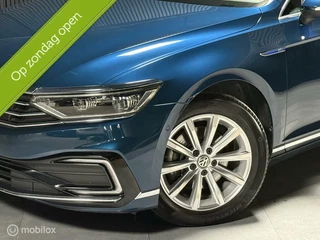 Volkswagen Passat Volkswagen Passat Variant 1.4 TSI PHEV GTE|PANO|VIRTUAL|DLRO - afbeelding nr 2