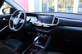 Opel Grandland Opel Grandland 1.2 Turbo 136PK AUTOMAAT Hybrid GS | BLACK PACK | STOEL/STUUR VERWARMING | NAVIGATIE | APPLE CARPLAY/ANDROID AUTO | DODEHOEK DETECTIE | 18