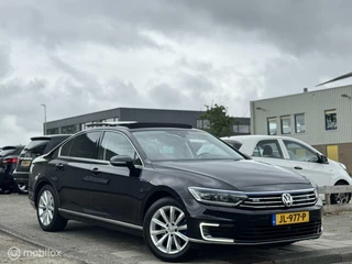 Volkswagen Passat Volkswagen Passat 1.4 TSI GTE Highline|Pano 360° Camera Dyna - afbeelding nr 7