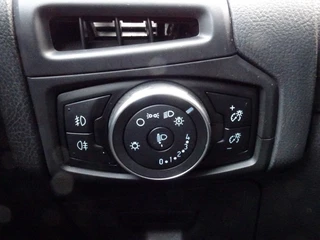 Ford Focus Ford Focus 1.0 Titanium Edition met Navi en WinterPack - afbeelding nr 12