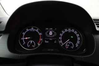 Škoda Fabia Skoda Fabia Combi 1.0 TSI Business Edition | Navigatie | Climate control | - afbeelding nr 9