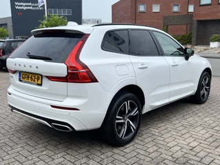 Volvo XC60 Navigatie Panoramadak Luchtvering Camera Head Up Display Leder Dashboard Carplay Elek. Stoel 19 Inch Velgen Stoelverwarming Standkachel Getint Glas On Call 1e Eigenaar Plug In Hybride BTW Auto - afbeelding nr 6