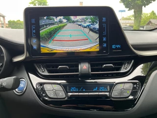 Toyota C-HR Toyota C-HR 1.8 HYBRID EXECUTIVE / LEDER / CAMERA / NAVI / TREKHAAK / 18'' LMV - afbeelding nr 9