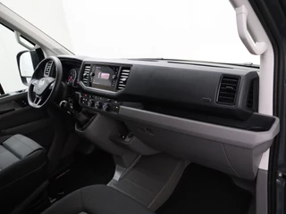 Volkswagen Crafter Volkswagen Crafter 2.0TDI 140PK L3H2 Highline | Navigatie | Camera | Airco | Cruise | Betimmering - afbeelding nr 20