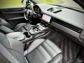 Porsche Cayenne Porsche Cayenne Coupé 4.0 Turbo GT Approved garantie|Carbon|Burmester®| Keramisch|Softclose door|HUD - afbeelding nr 26