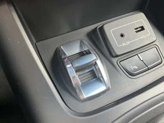Alfa Romeo Giulietta Alfa Romeo Giulietta 1.750 Turbo 241pk Veloce Automaat Carplay Sport-Stoelen Nav/Cruise Voll.Onderhouden! - afbeelding nr 7