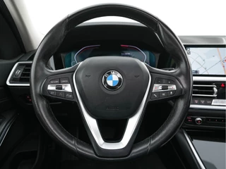BMW 3 Serie BMW 3 Serie 320i Executive Edition Sport-Line Aut. *PANO | LEATHER-MICROFIBRE | FULL-LED | DIGI-COCKPIT | SPORT-SEATS | HIFI-SOUND | NAVI-FULLMAP | AMBIENT-LIGHT | ECC | CARPLAY | DAB | PDC | CRUISE | 17''ALU* - afbeelding nr 23