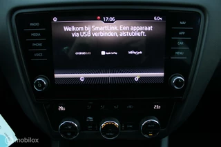 Škoda Octavia Skoda Octavia Combi 1.0 TSI Greentech Business Edition, Trekhaak, Digitale cockpit, Pdc, Cruise, Navi, App connect, Donker glas, - afbeelding nr 23