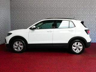 Volkswagen T-Cross Volkswagen T-Cross DE VERNIEUWDE T-CROSS 116PK VIR.COCKPIT LMV CARPLAY 2024 