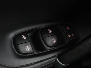 Nissan QASHQAI Nissan Qashqai 1.3 DIG-T Tekna | Automaat | Panoramadak |  Elektrische stoelen | Stoelverwarming | Adaptive cruise | Navigatie | 360 Camera | Full LED - afbeelding nr 29