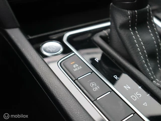 Volkswagen Arteon Volkswagen Arteon 2.0 TSI R Line Acc Trekhaak Virtual Alcantara - afbeelding nr 23