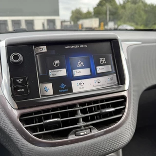 Peugeot 2008 Peugeot 2008 1.2 Allure | Airco | PDC | Trekhaak - afbeelding nr 8