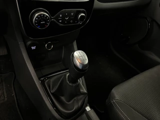 Renault Clio Renault Clio Estate 0.9 TCe 90PK / Limited / Navi / Stoelverw. / Pdc / - afbeelding nr 14