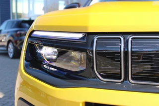 Jeep Avenger Jeep Avenger Summit 54 kWh | ACHTERUITRIJ CAMERA | STOEL VERWARMING | FULL LED KOPLAMPEN | 18