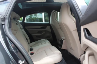 Porsche Taycan Porsche Taycan 4S Performance 84 kWh / SoH 90% / Panoramadak / Camera / Luchtvering / Achterasbesturing / 20'' / Bose / Sportchrono / ACC / Stuurverwarming / Warmtepomp / DAB / Stoelverwarming - afbeelding nr 12