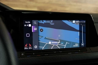 Volkswagen Golf Volkswagen Golf 1.5 eTSI R-Line|Pano|H&K audio|HUD|Camera| - afbeelding nr 37