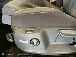 Volkswagen Golf Volkswagen Golf 1.0 TSI Comfortline Business, Clima|Led|Navi|Cruise|NL Auto|Virtueel|Comfortstoel| - afbeelding nr 17