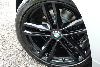 BMW 3 Serie BMW 320i Touring M-sport LEDER LED NAVI 184PK NAP AUTOMAAT - afbeelding nr 9