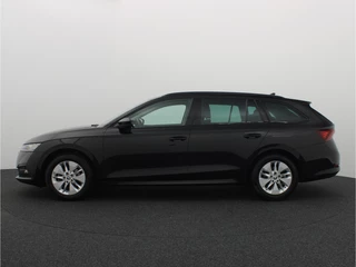 Škoda Octavia Škoda Octavia Combi 1.0 TSI Business Edition TREKHAAK / CARPLAY / SFEERVERLICHTING / NAVI / CLIMA / PDC / BLUETOOTH / CRUISE / NL-AUTO - afbeelding nr 2